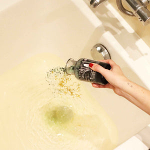 Potion de sortilège de bain de sorcière ancienne et amulette en cristal d'aventurine – Prospérité - Bien-Être Spirituel