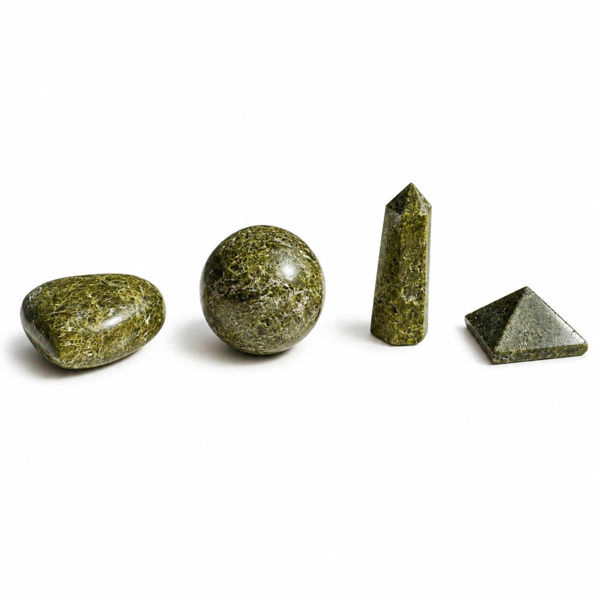 Set 4 Formes en Épidote Naturelle – Cœur, Sphère, Obélisque & Pyramide