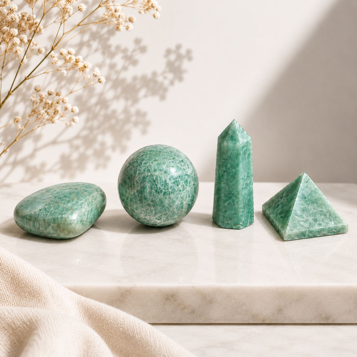 Set 4 Formes en Amazonite Naturelle – Cœur, Sphère, Obélisque & Pyramide