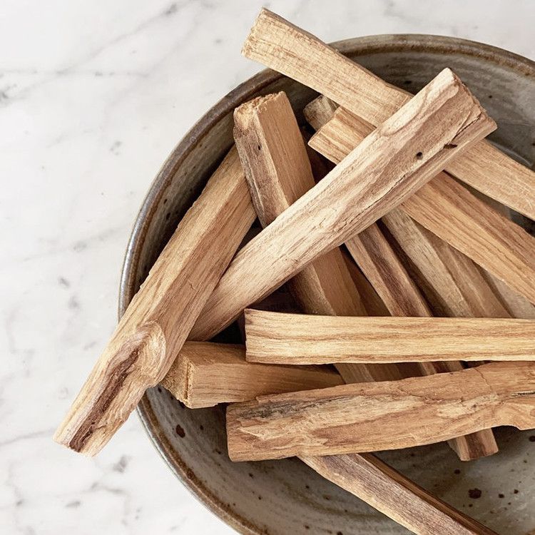 Bâtonnets de Palo Santo Green Tree (50 g) - 5 à 8 bâtonnets